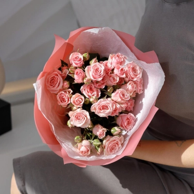 Букет «Поцелуй принцессы»  – нежные кустовые розы в королевском стиле Красноярск Красноярский край