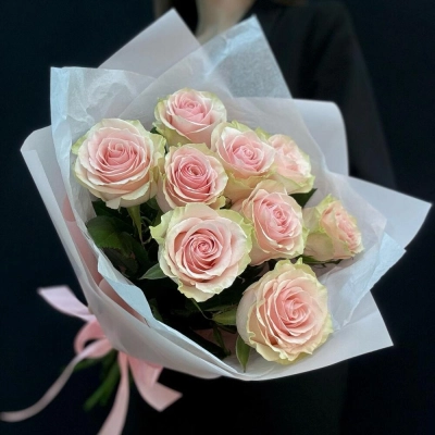 Букет из 9 розовых роз – нежность в каждом лепестке Красноярск Красноярский край