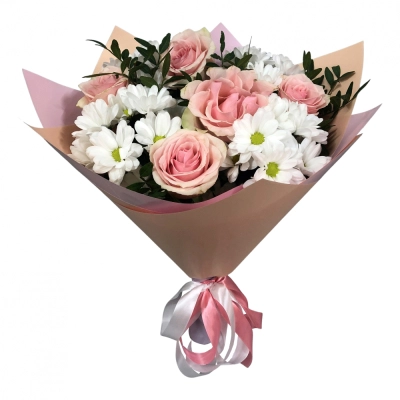 Букет из розовых роз и хризантем – нежность и долговечность Красноярск Красноярский край